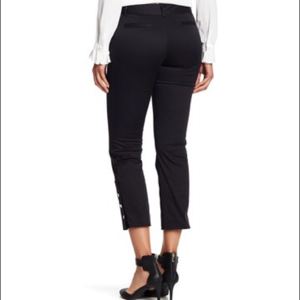 Vertigo Double Button Waist Capri - Picture 2 of 3